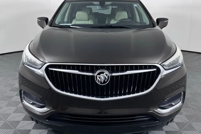 2018 Buick Enclave Essence photo 1