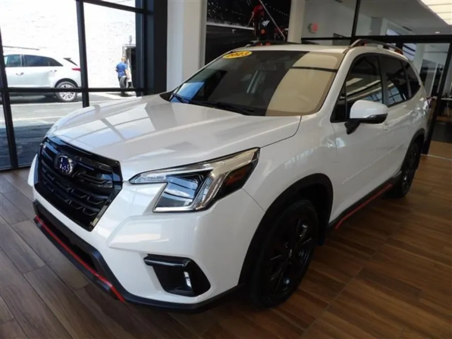 2023 Subaru Forester Sport photo 1