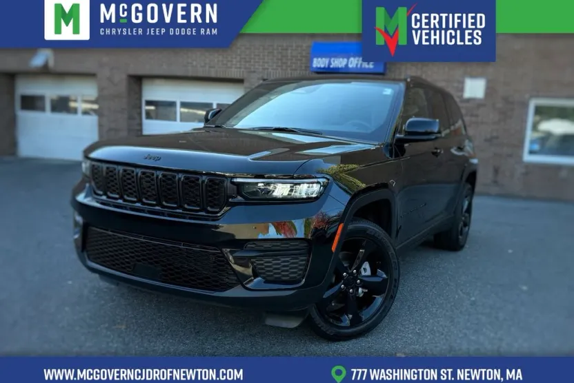 2024 Jeep Grand Cherokee Altitude photo 1