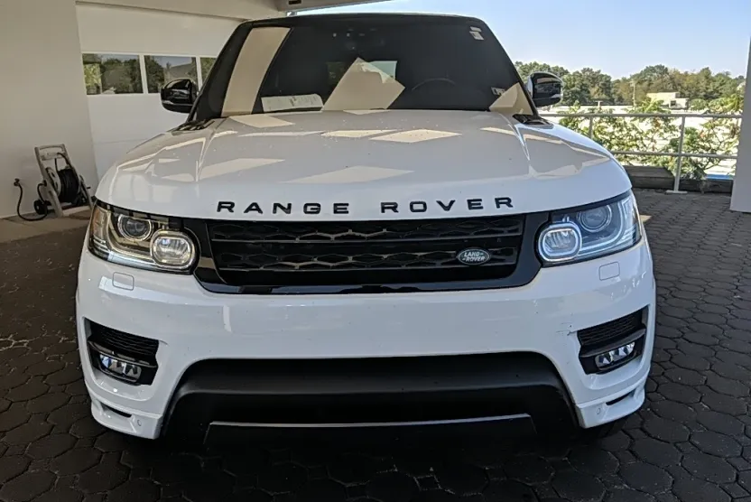 2017 Land Rover Range Rover Sport SuperCharged HSE photo 1