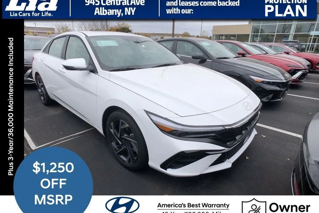 2025 Hyundai Elantra Limited photo 1