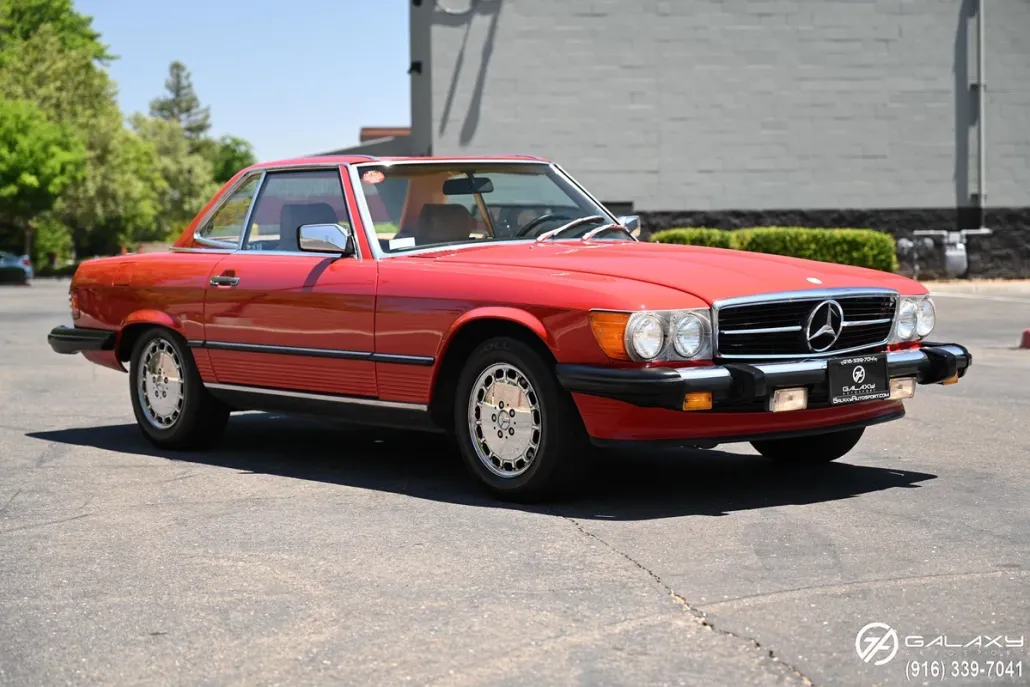 1987 Mercedes Benz 560 photo 1