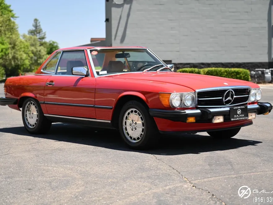 1987 Mercedes Benz 560 photo 1