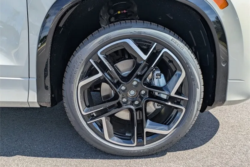 2025 Volkswagen Tiguan SEL R-Line Black photo 1