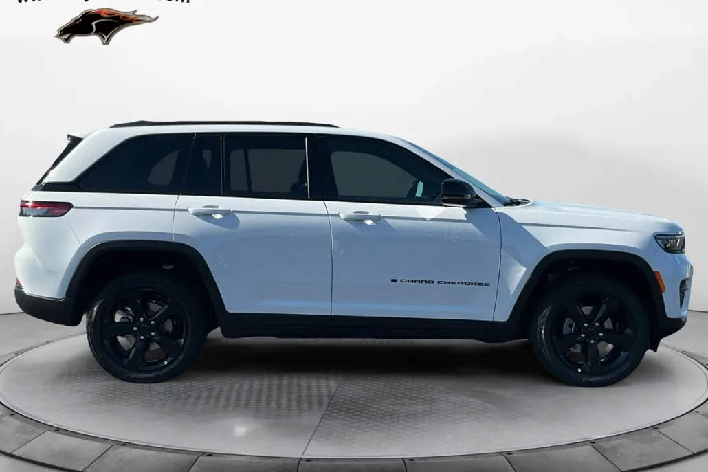 2025 Jeep Grand Cherokee Altitude X photo 1