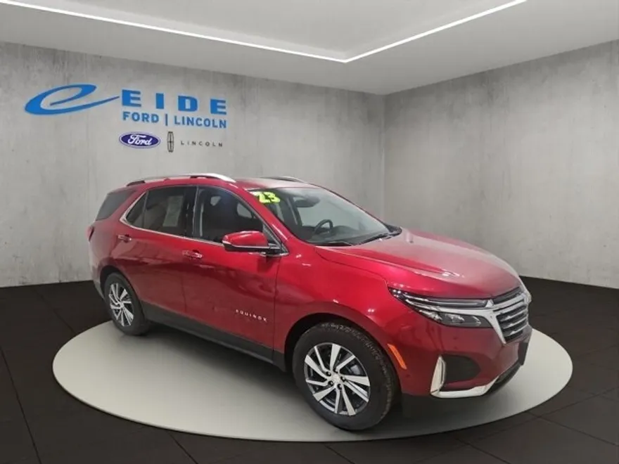 2023 Chevrolet Equinox Premier photo 1