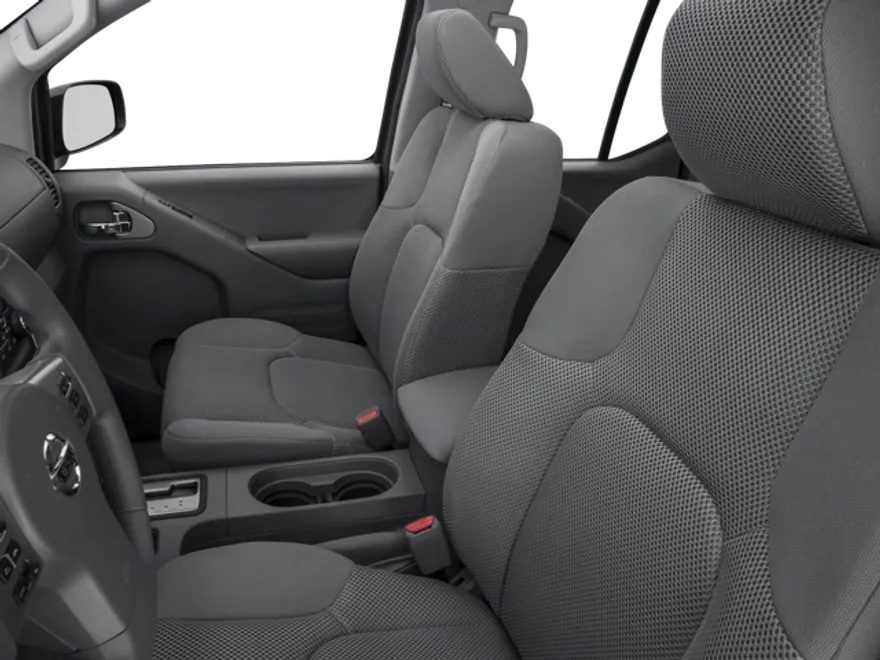 2017 Nissan Frontier SV photo 40