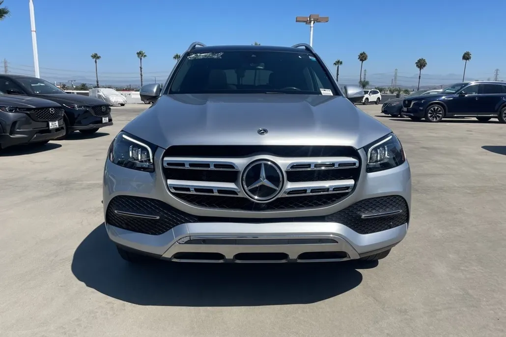2022 Mercedes Benz GLS 450 4MATIC photo 1