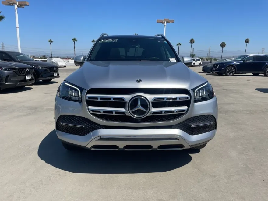 2022 Mercedes Benz GLS 450 4MATIC photo 1