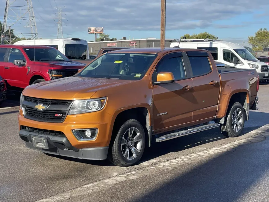 2017 Chevrolet Colorado Z71 photo 1