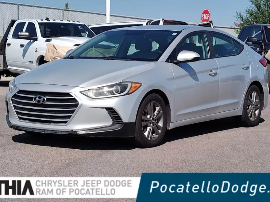 2018 Hyundai Elantra SEL photo 1