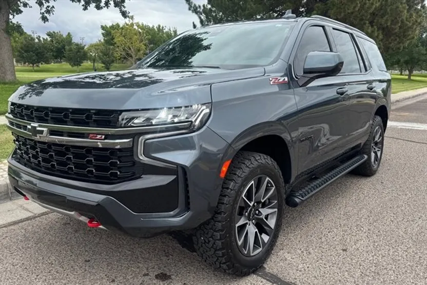 2021 Chevrolet Tahoe Z71 photo 1