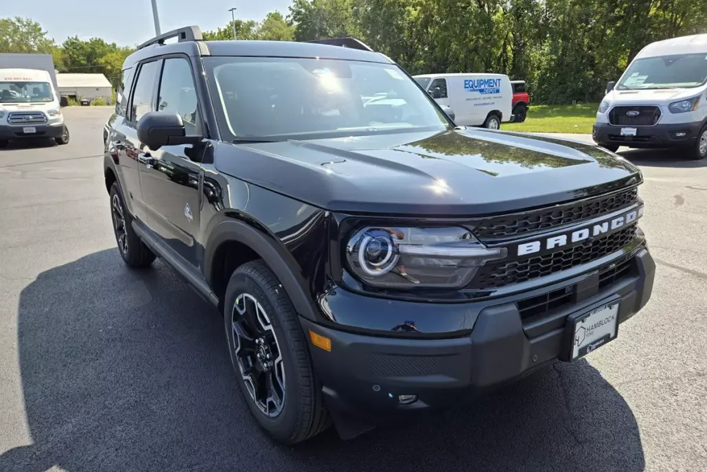 2025 Ford Bronco Sport Outer Banks photo 1