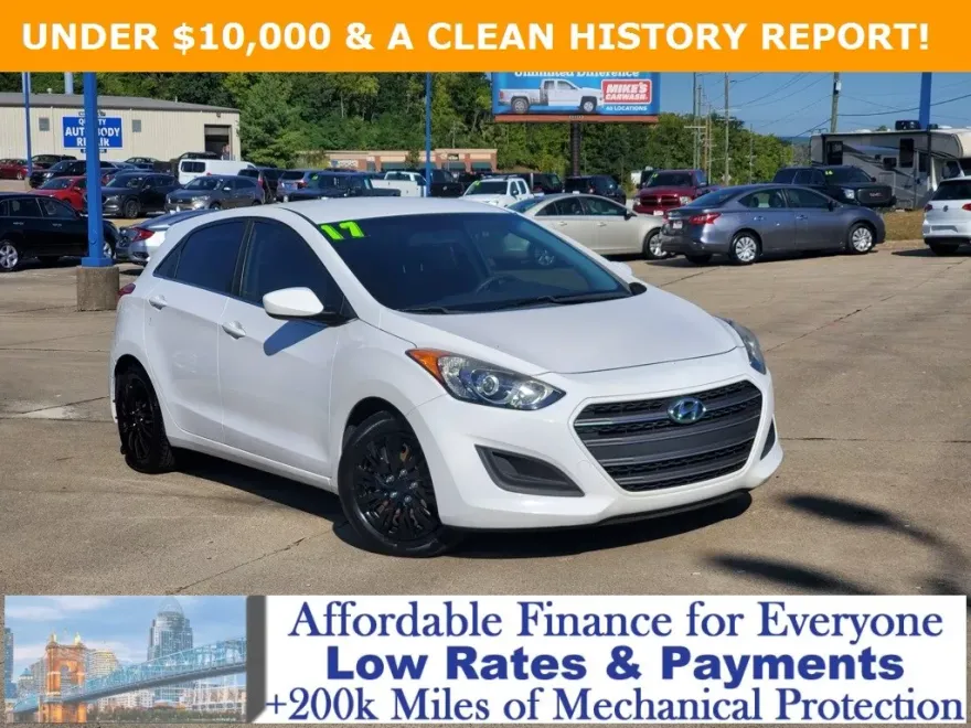 2017 Hyundai Elantra GT Base photo 1