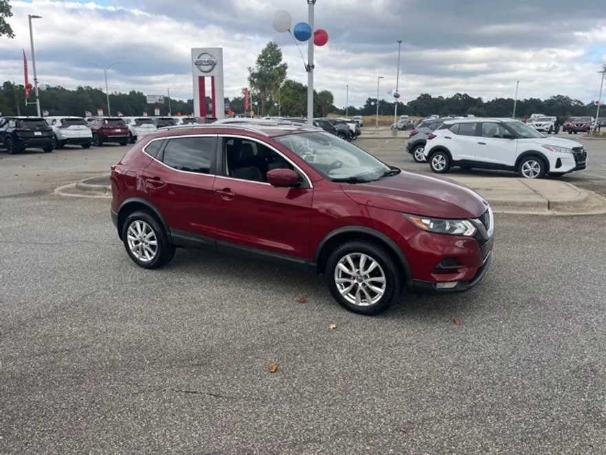 2020 Nissan Rogue Sport SV photo 1