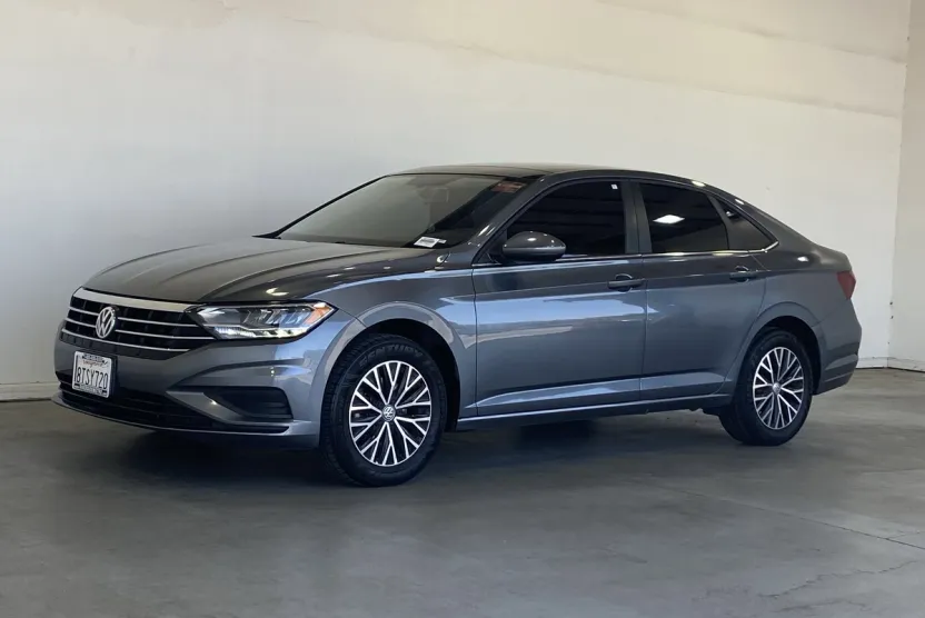 2020 Volkswagen Jetta SE photo 1