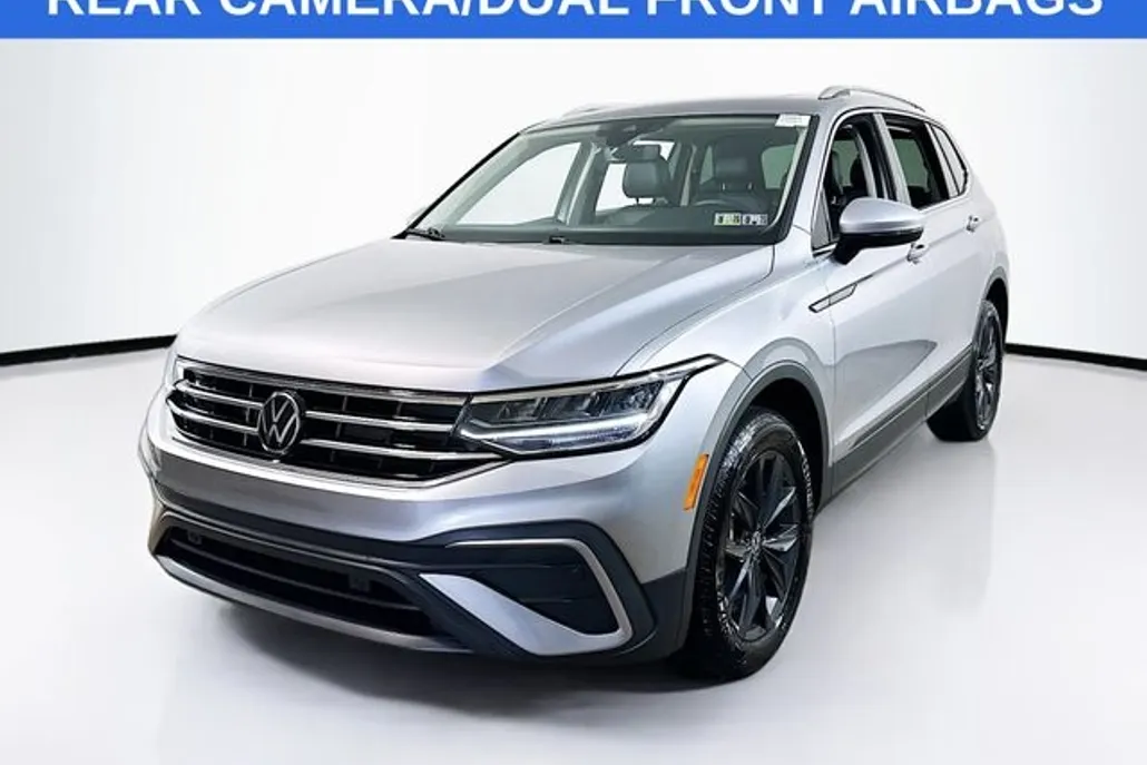 2024 Volkswagen Tiguan SE photo 1