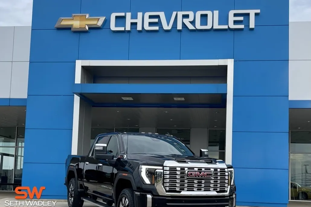 2025 Gmc Sierra HD Denali photo 1