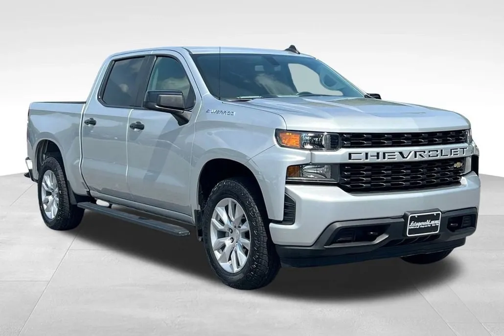 2022 Chevrolet Silverado 1500 Custom photo 1