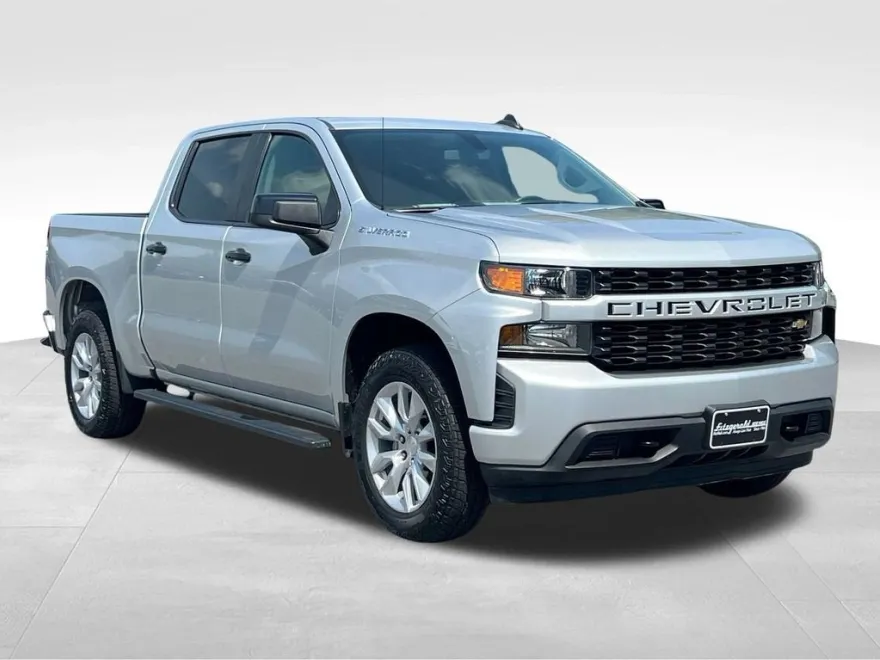 2022 Chevrolet Silverado 1500 Custom photo 1