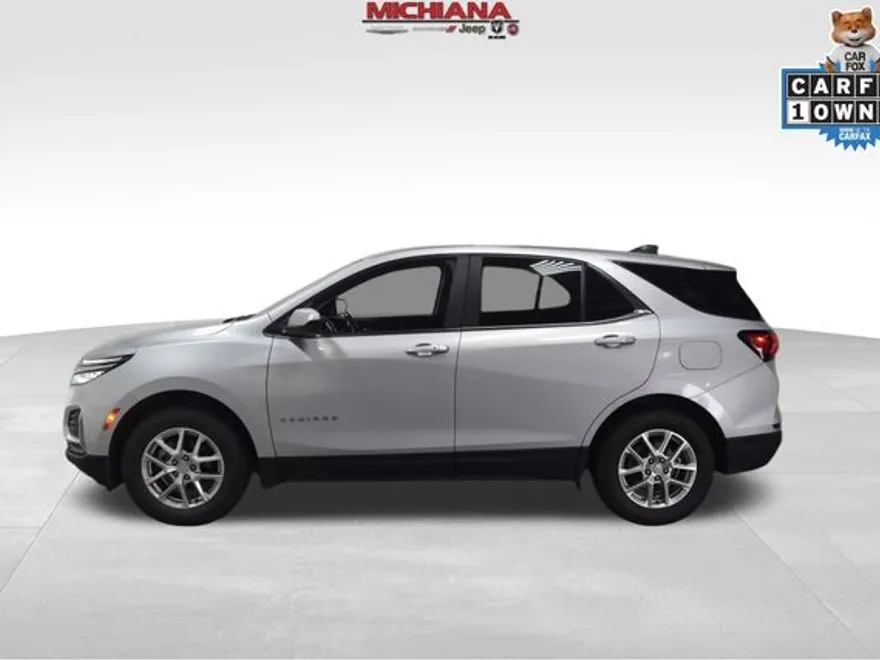 2022 Chevrolet Equinox LT photo 1
