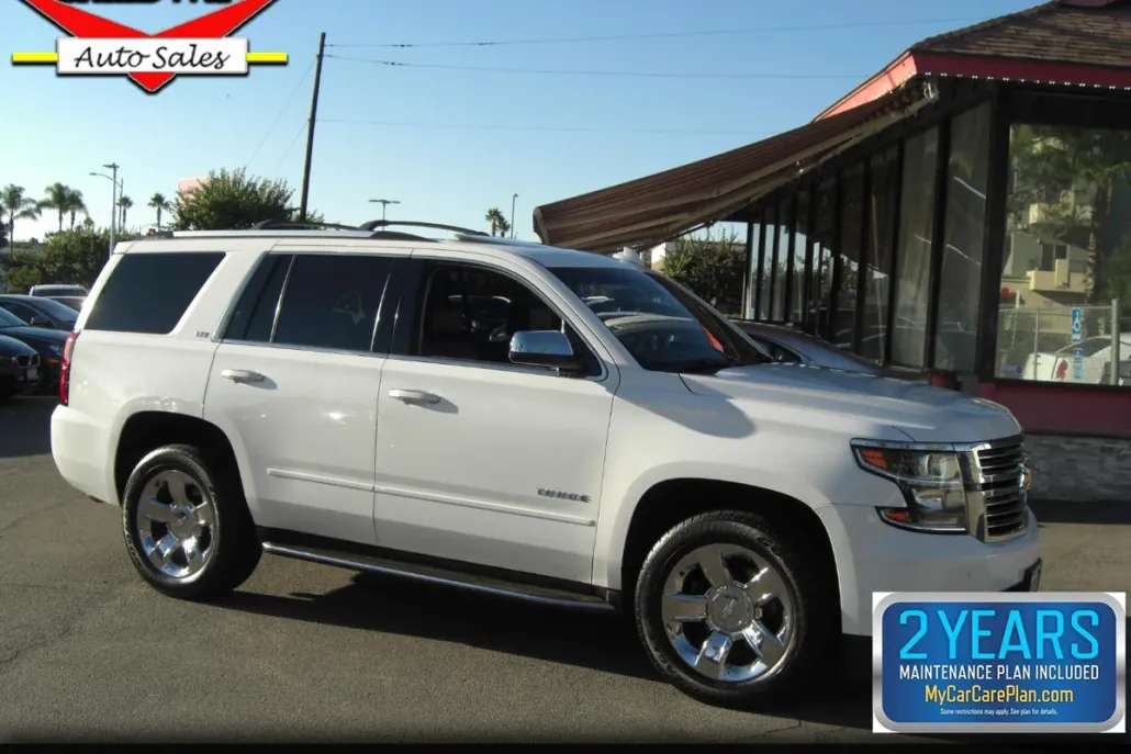 2015 Chevrolet Tahoe LTZ photo 1