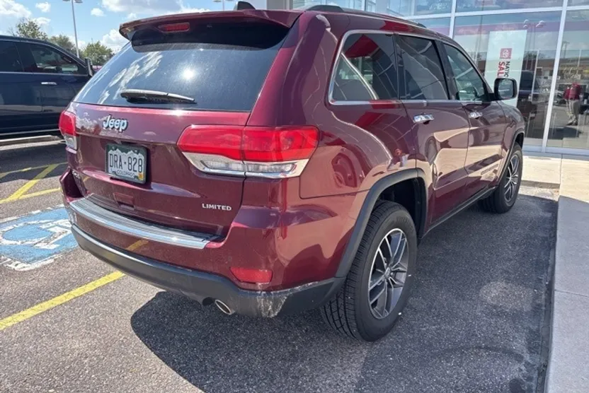 2018 Jeep Grand Cherokee Limited photo 1