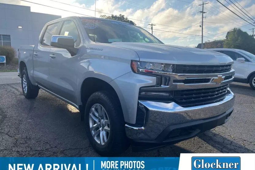 2022 Chevrolet Silverado 1500 LT photo 1