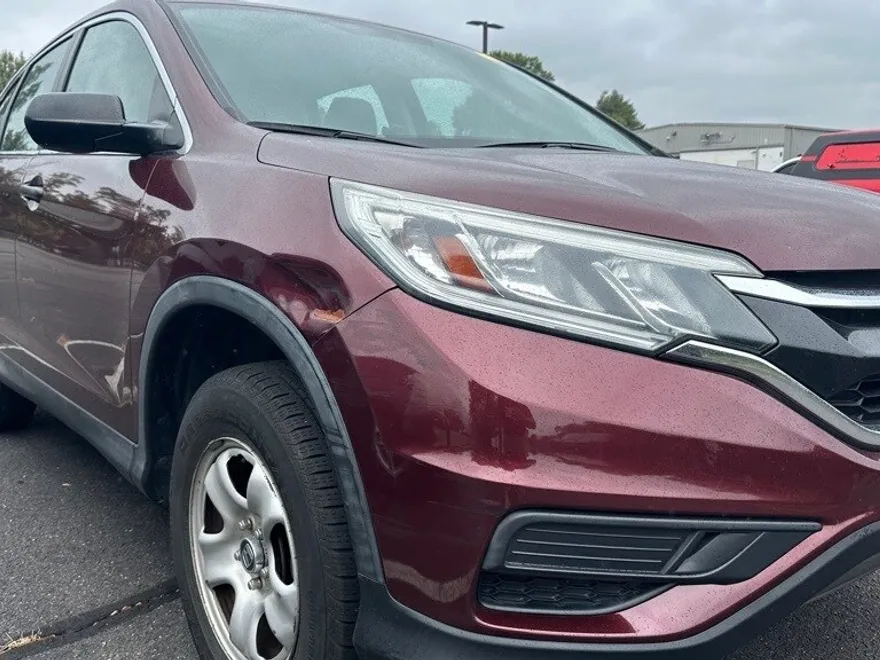 2015 Honda CR-V LX photo 1