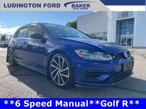 2019 Volkswagen Golf R 4Motion photo 4