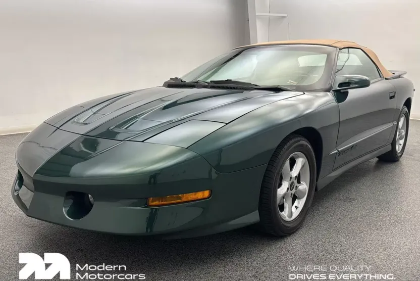 1995 Pontiac Firebird Formula photo 1