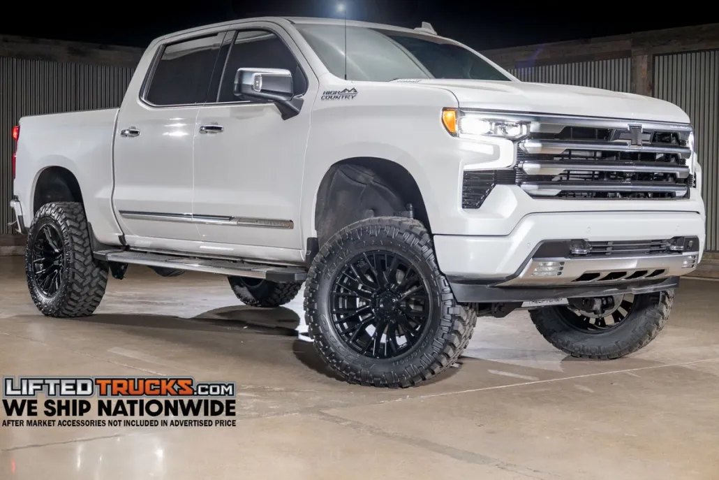2024 Chevrolet Silverado 1500 High Country photo 1