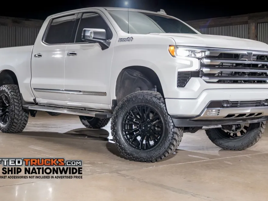 2024 Chevrolet Silverado 1500 High Country photo 1
