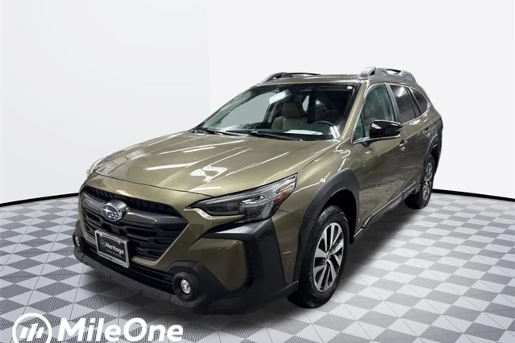 2025 Subaru Outback Premium photo 1