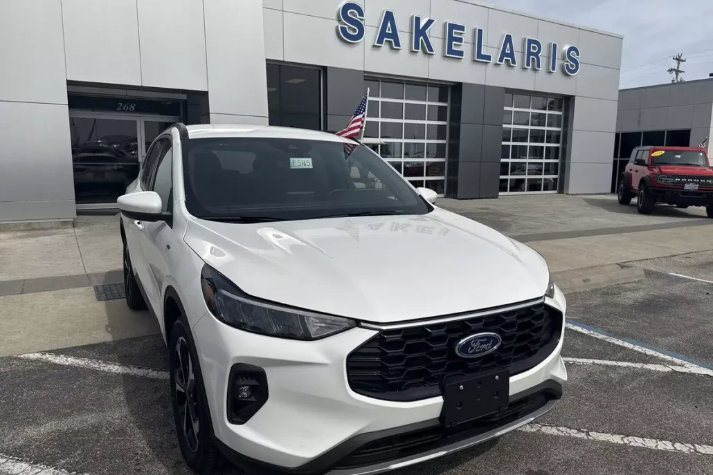 2025 Ford Escape ST-Line Select photo 1