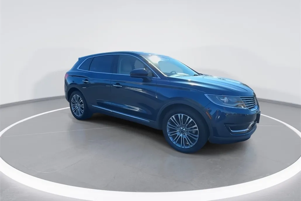 2017 Lincoln MKX Reserve photo 1