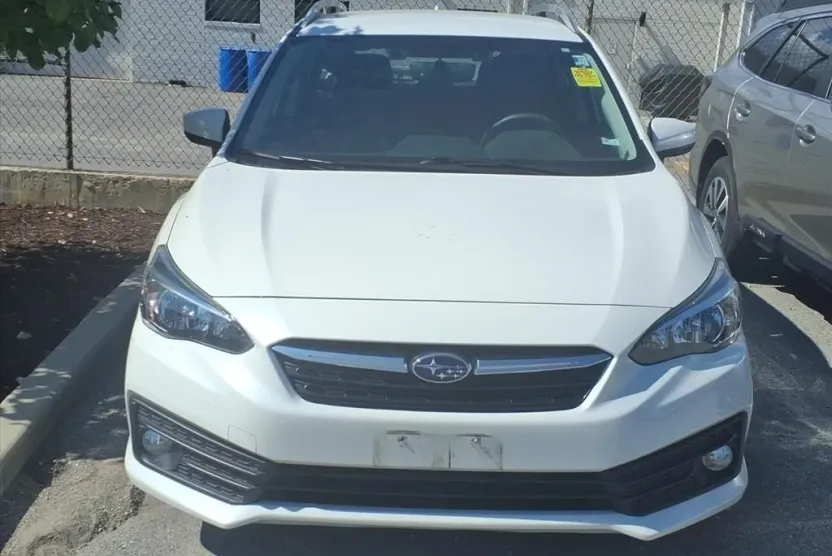 2022 Subaru Impreza Premium photo 1