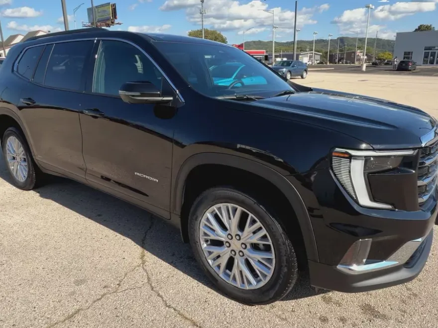 2026 Gmc Acadia Elevation photo 1