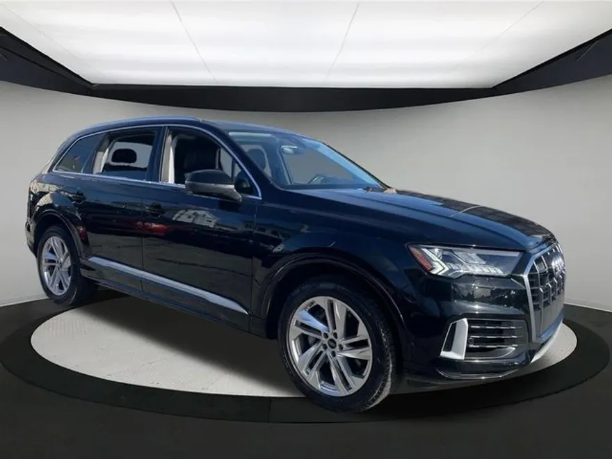 2024 Audi Q7 55 Premium Plus photo 1