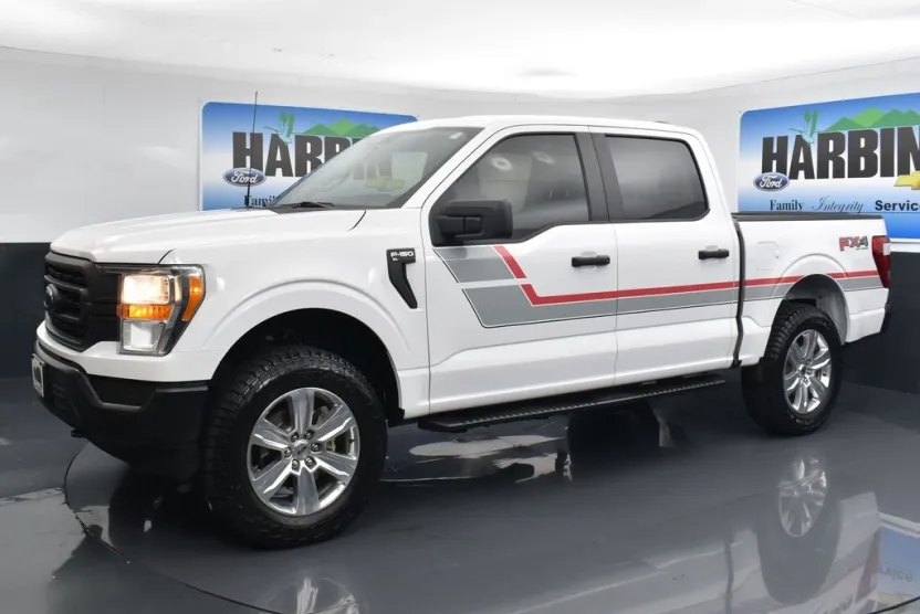 2021 Ford F-150 XL photo 1