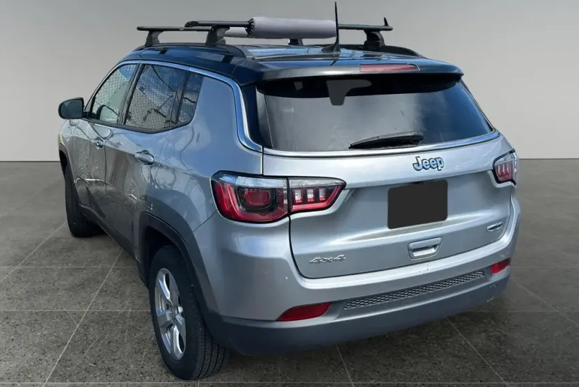 2020 Jeep Compass Latitude photo 1