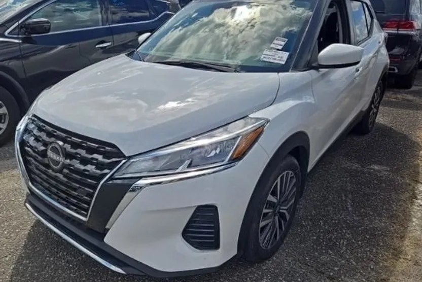 2024 Nissan Kicks SV photo 1
