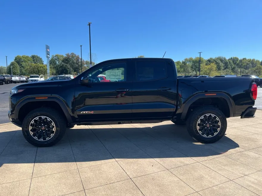 2026 Gmc Canyon AT4 photo 1