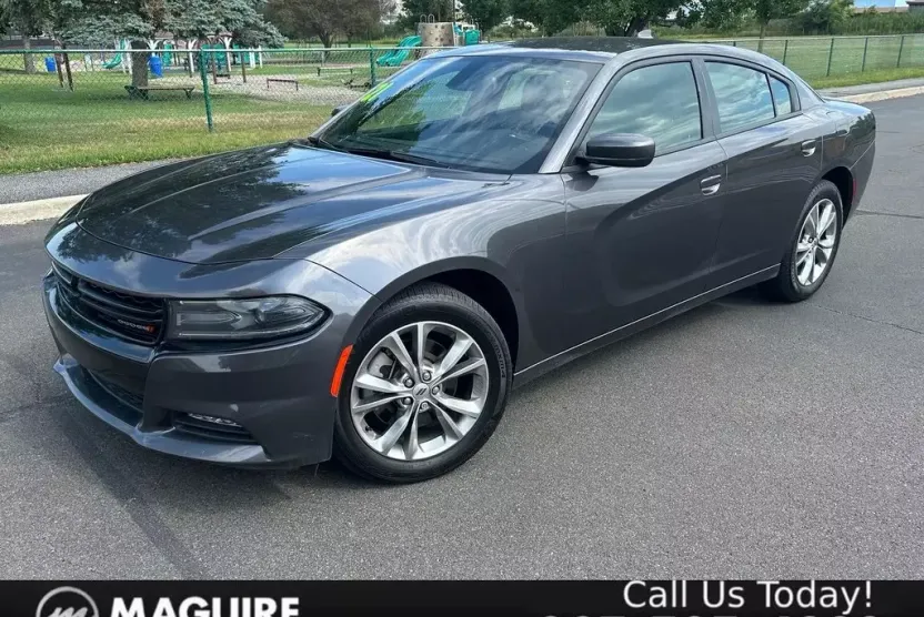 2021 Dodge Charger SXT photo 1