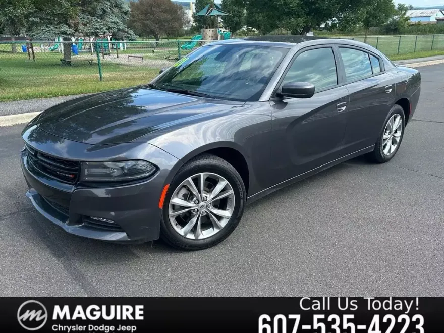 2021 Dodge Charger SXT photo 1