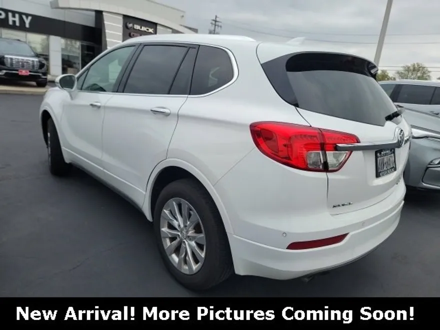 2017 Buick Envision Essence photo 1
