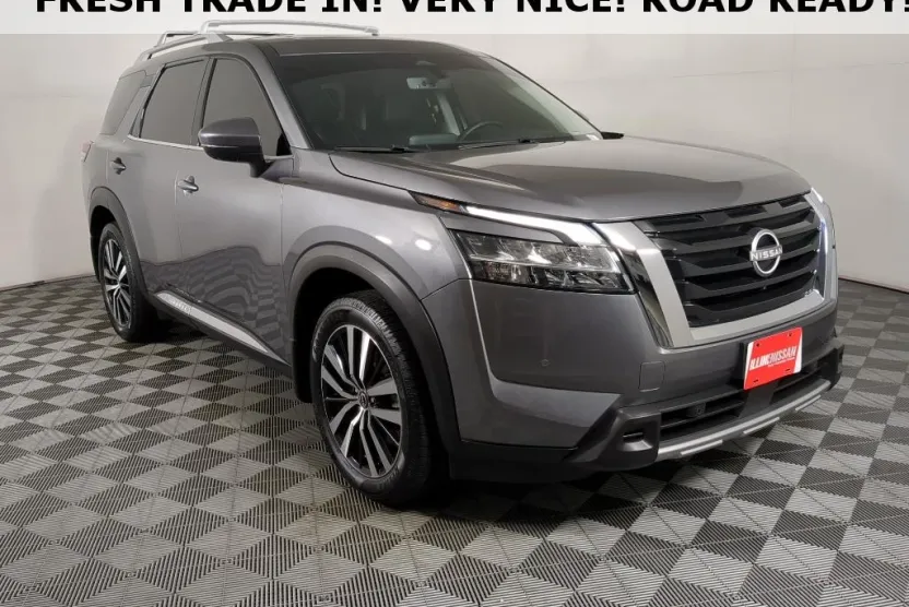 2023 Nissan Pathfinder Platinum photo 1