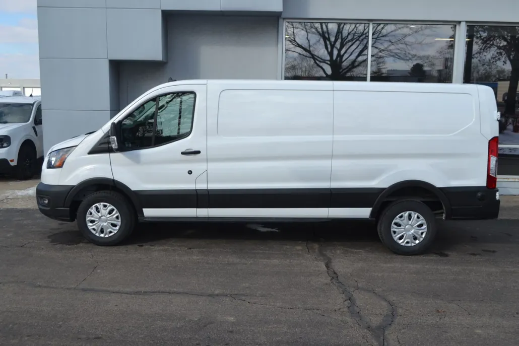 2025 Ford Transit photo 1