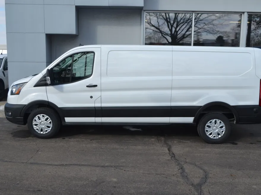 2025 Ford Transit photo 1