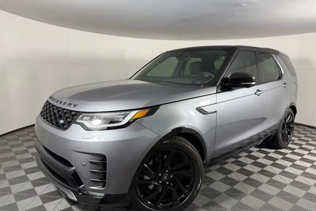 2025 Land Rover Discovery SE photo 1